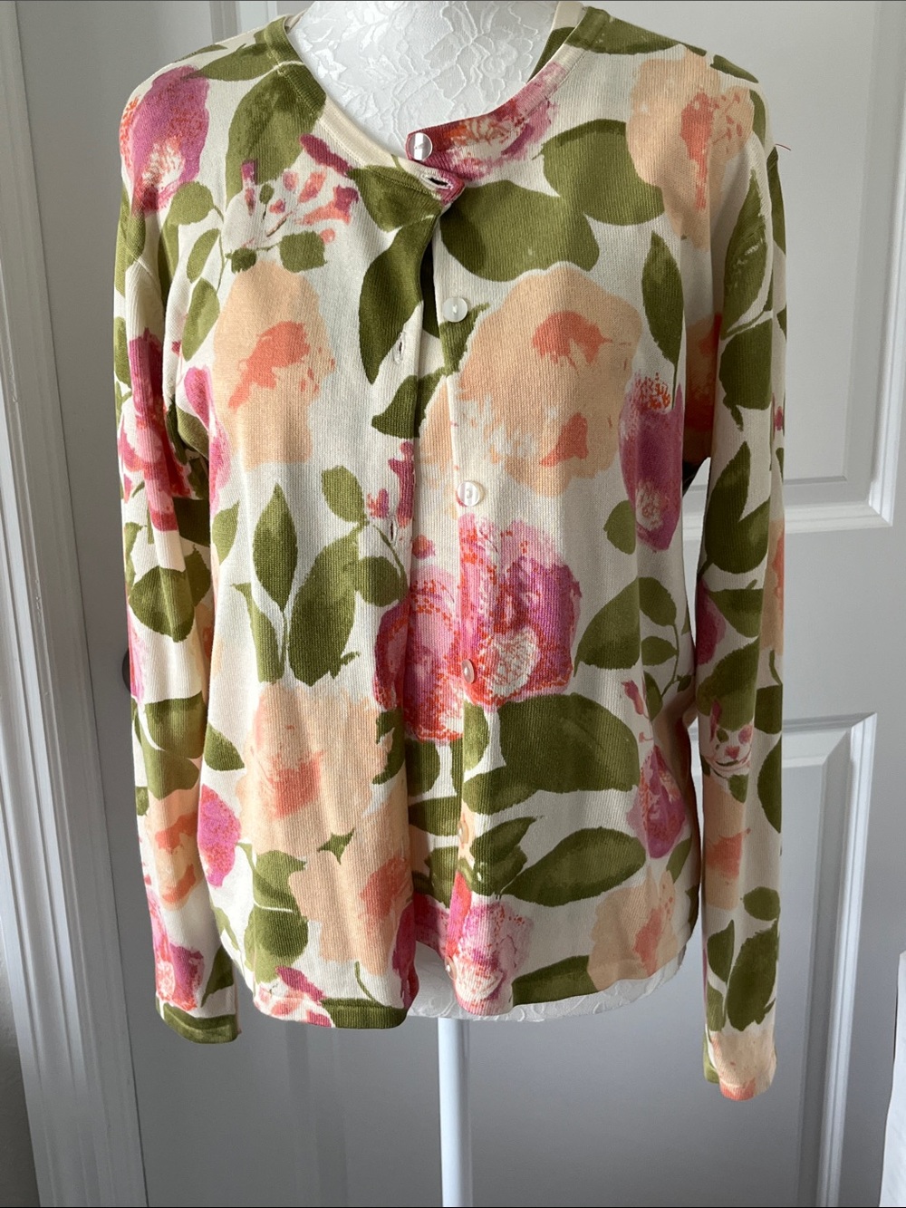 Silk Club 2pc Cardigan & Shell Silk Blend Floral set Cream,pink &olive SZ L